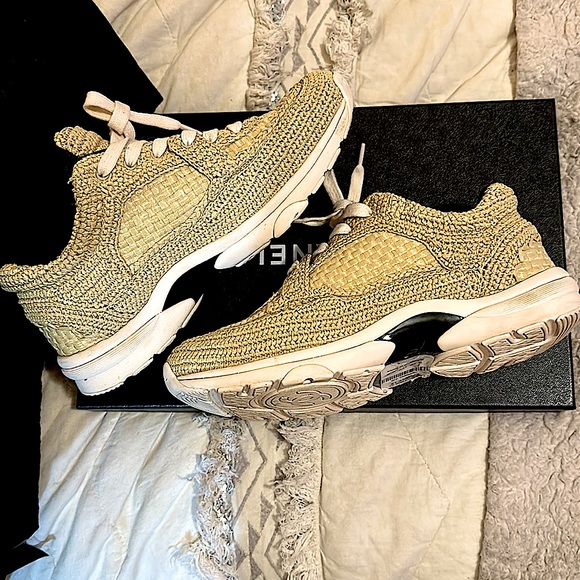 COPY - CHANEL Braided Raffia Sneakers - Picture 2 of 7
